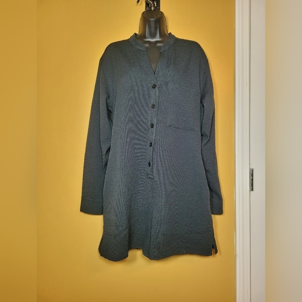 Onia Black Crinkle Button Front Romper sz L